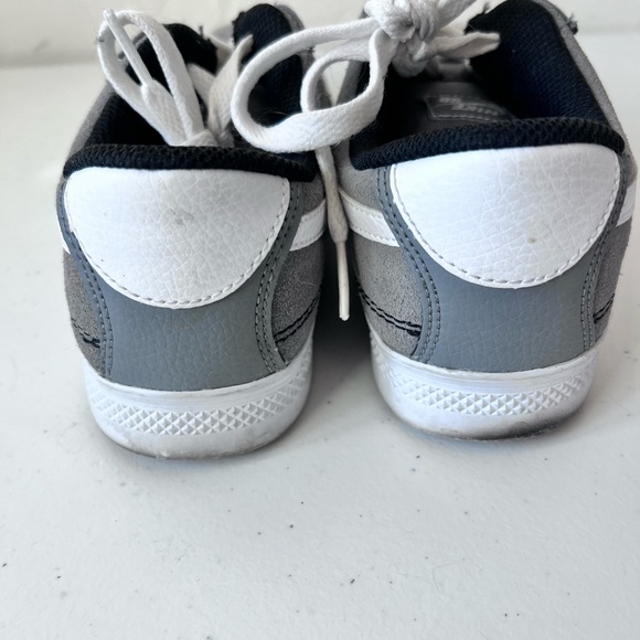 Nike SB - Picture 4 of 8